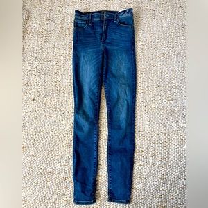 Abercrombie Simone High Rise Size 26